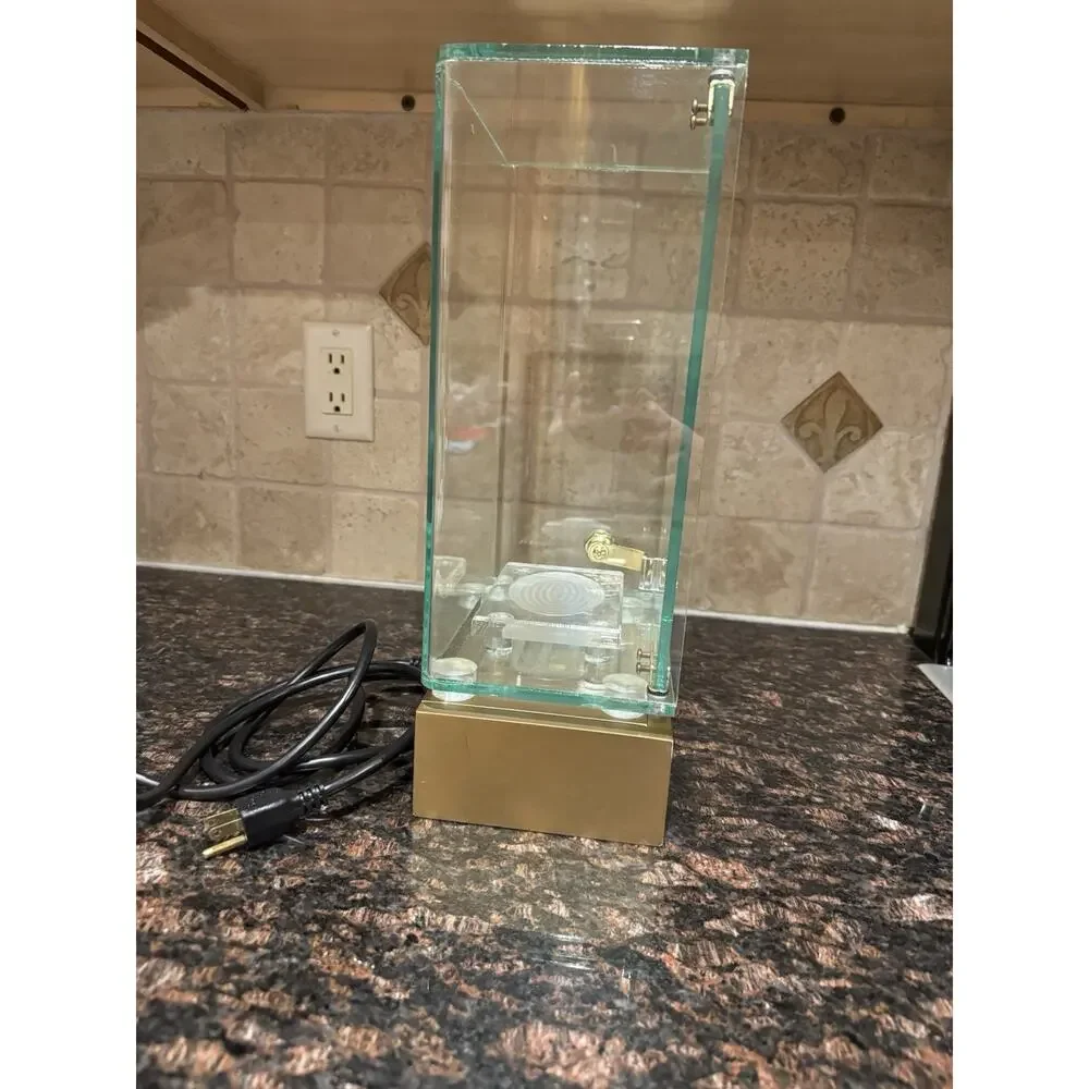 LOUIS XIII De Remy Martin Illuminated Display Case. Used. Replacement Key - Picture 6 of 14